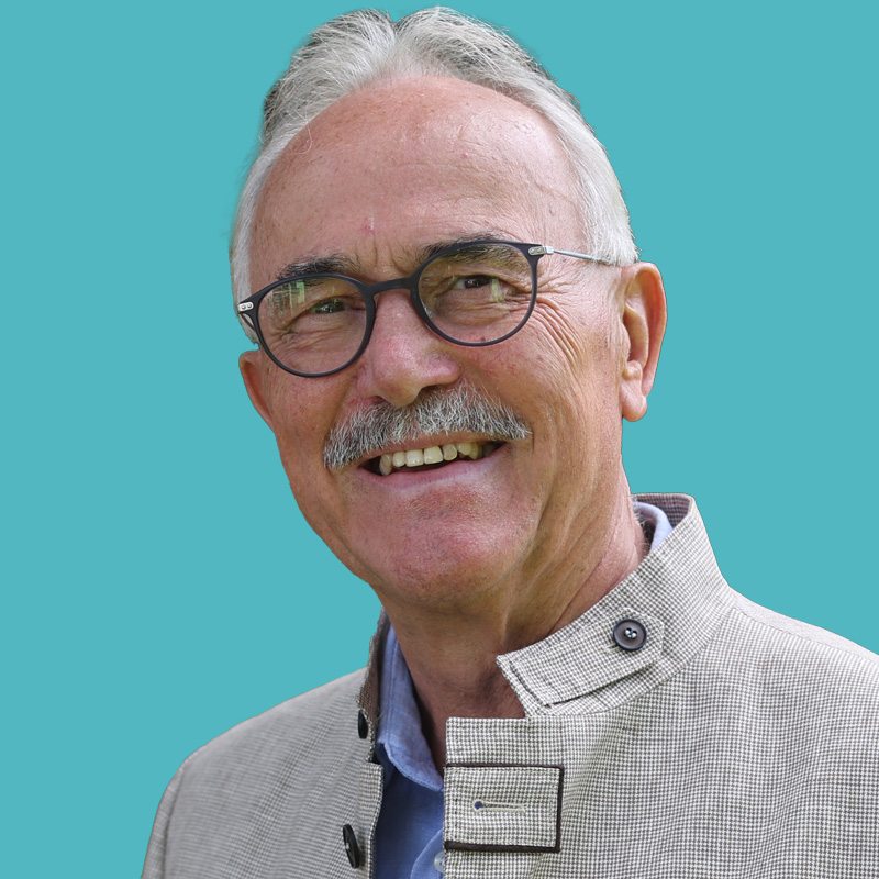  Udo H�bner